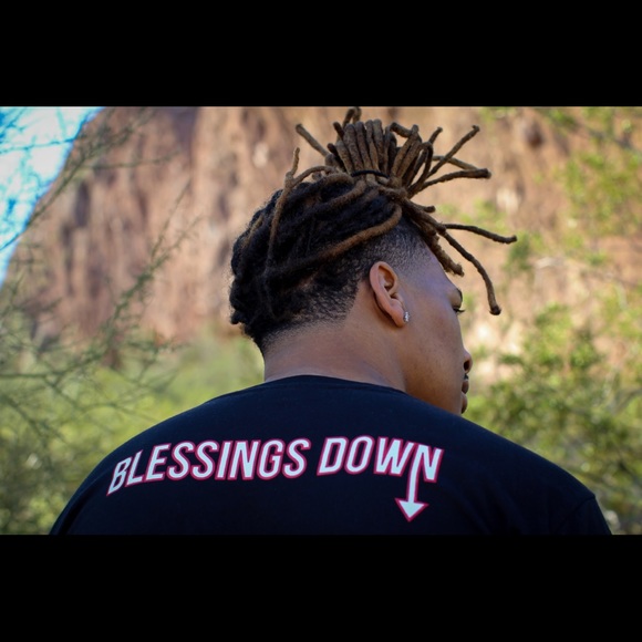 *NEW* Prayers Up, Blessings Down Shirt! - Picture 3 of 6
